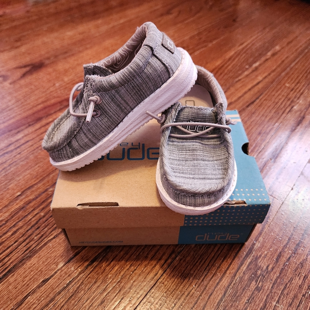 Kids Hey Dude Size 6